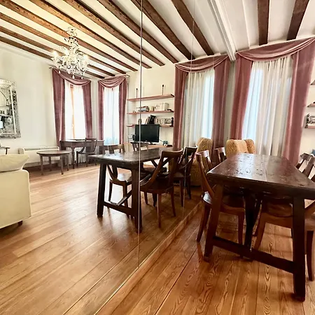 Lägenhet Giardini *